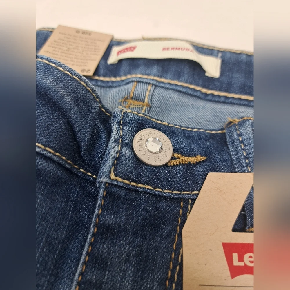 NWT Levi's Girls Bermuda Denim Shorts Diamond Buttons  Distress Stretch Cuff 16R - Picture 5 of 8